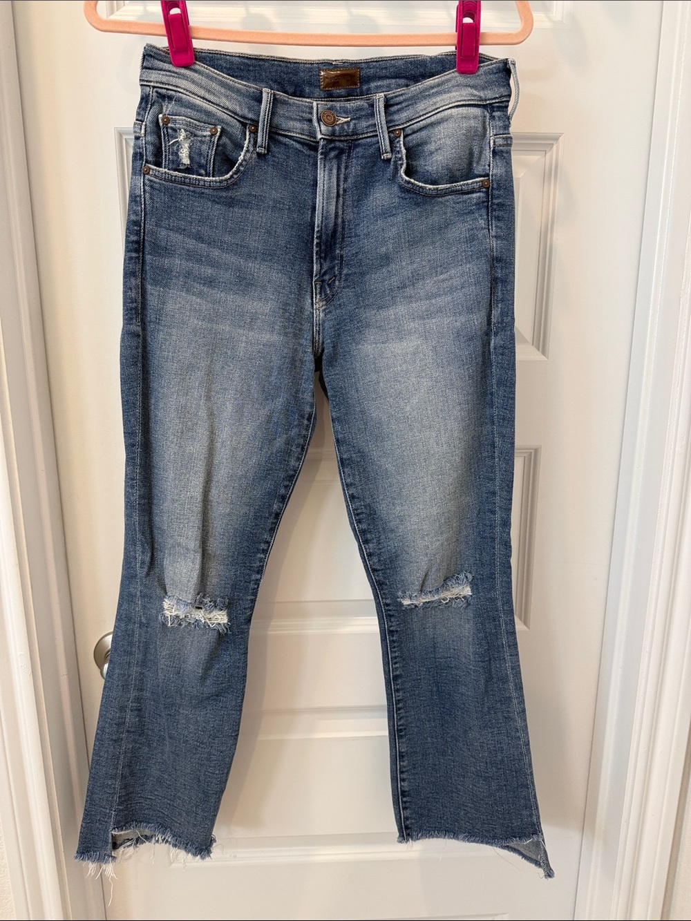 MOTHER Distressed Blue Denim Jeans The Insider Crop Step Fray